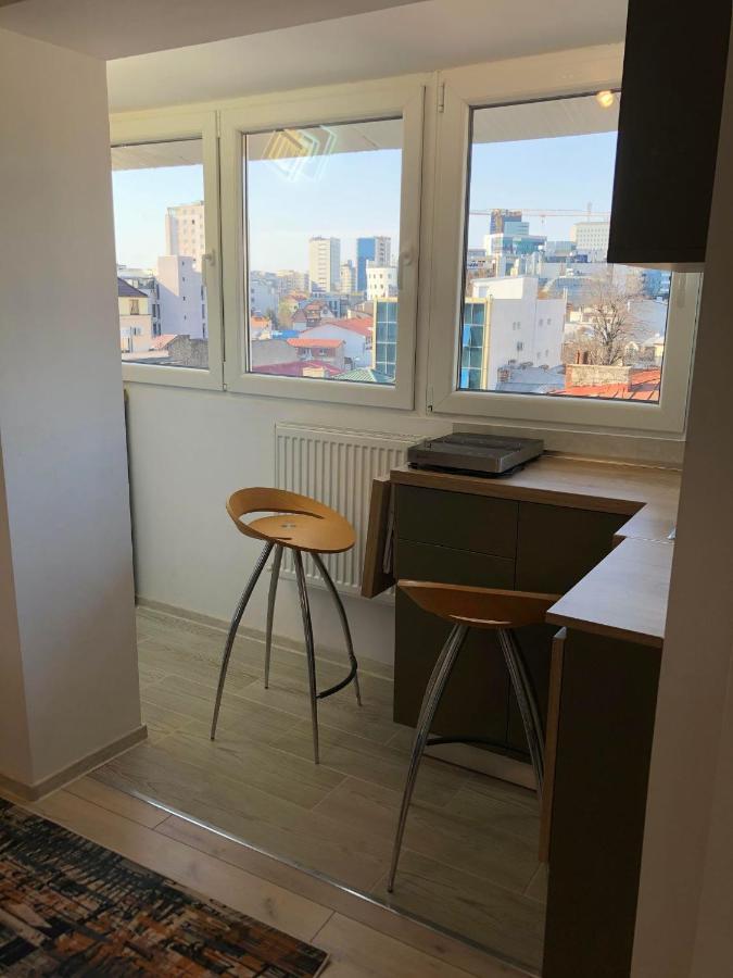 Brand New Downtown Studio *